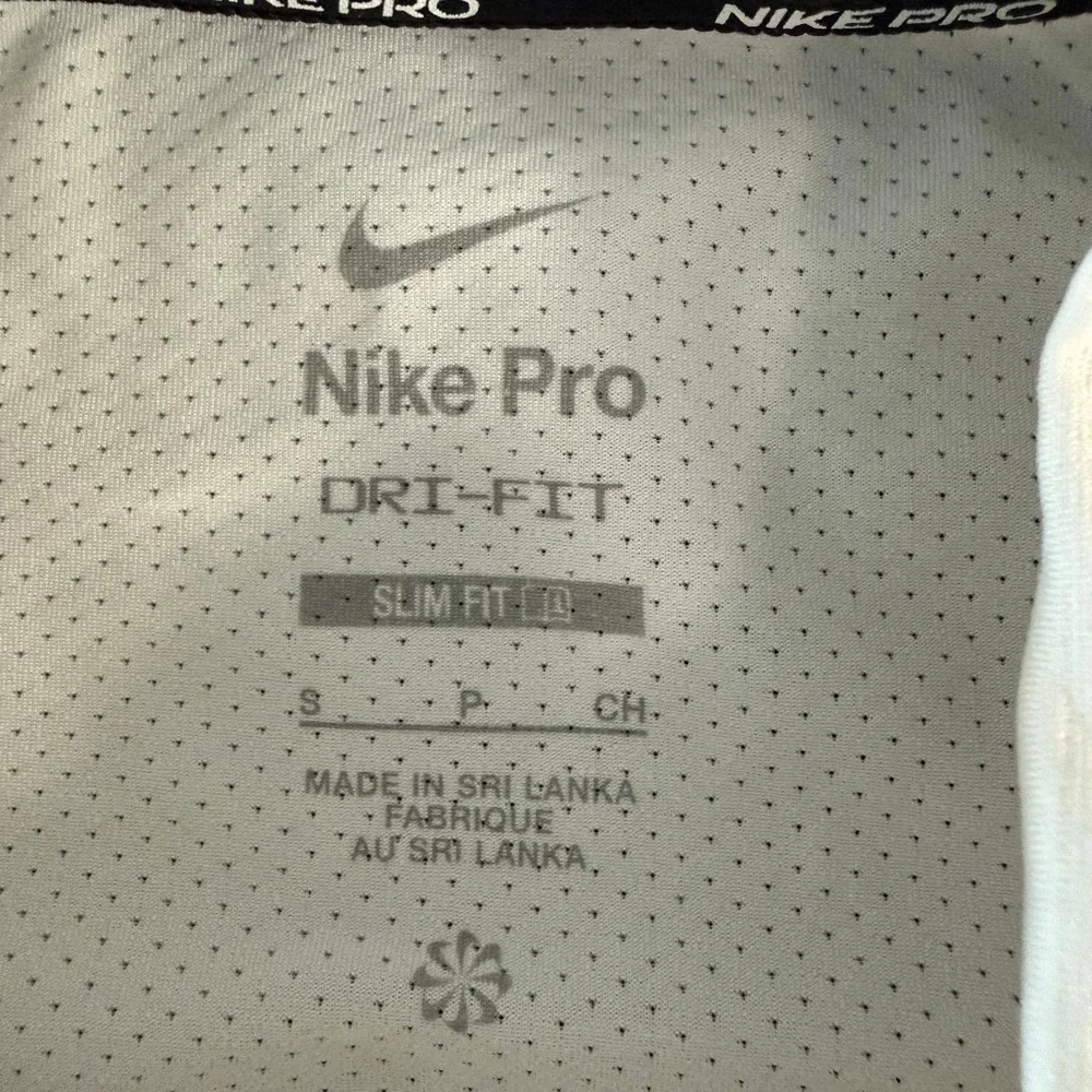 Nike Pro Dri-FIT Mens Small White Mock Neck Long Sleeve Slim Fit Base Layer